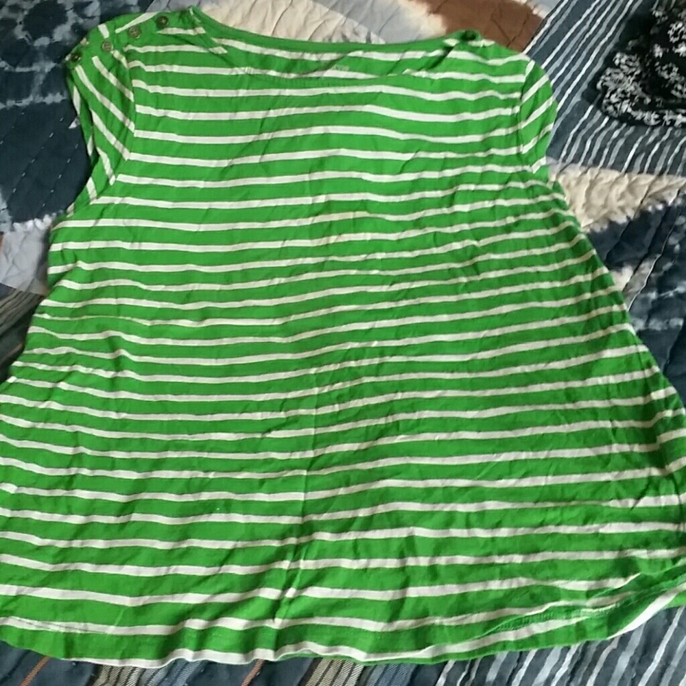Women's shirt